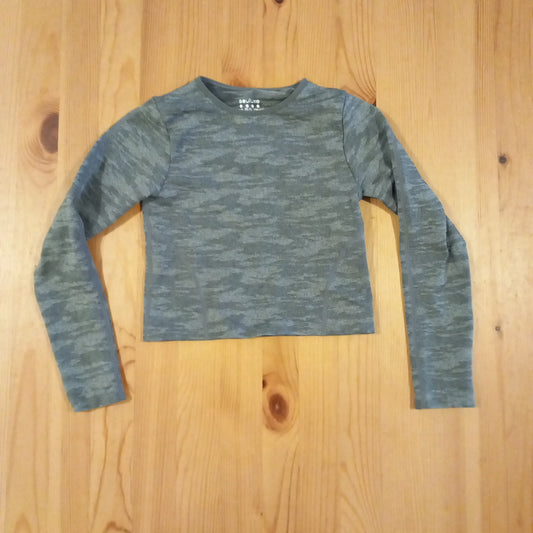 Playwear (mark on bottom of sleeve) Grey Cropped Top - Girls 8-9 years - Souluxe
