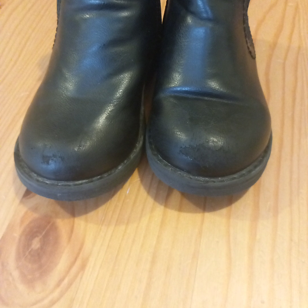 Black Chelsea Boots - Girls Infant Size 6 - Nutmeg