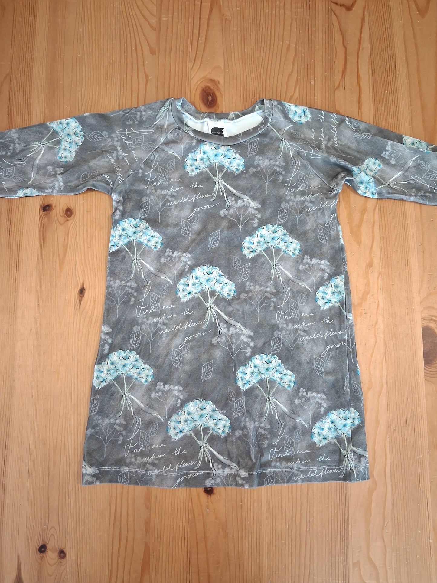 Grey 'Find Me Where The Wildflowers Grow' Long Sleeve Tunic Style Top - Girls 4-5 years - The Monochrome Mum