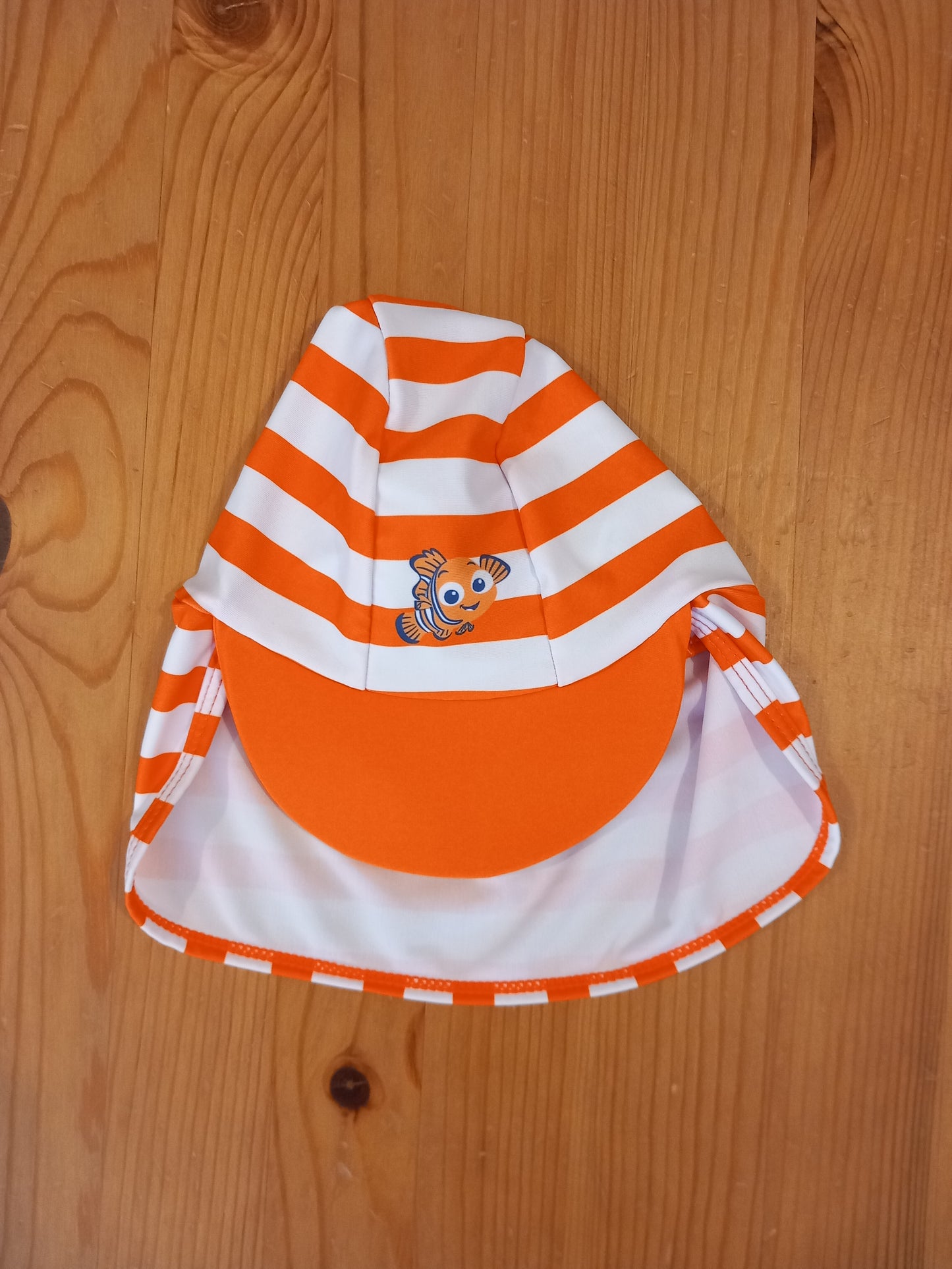 Nemo Sun/Beach/Swimsuit & Hat With Neck Protection - Unisex 3-6 months - Disney Baby at George