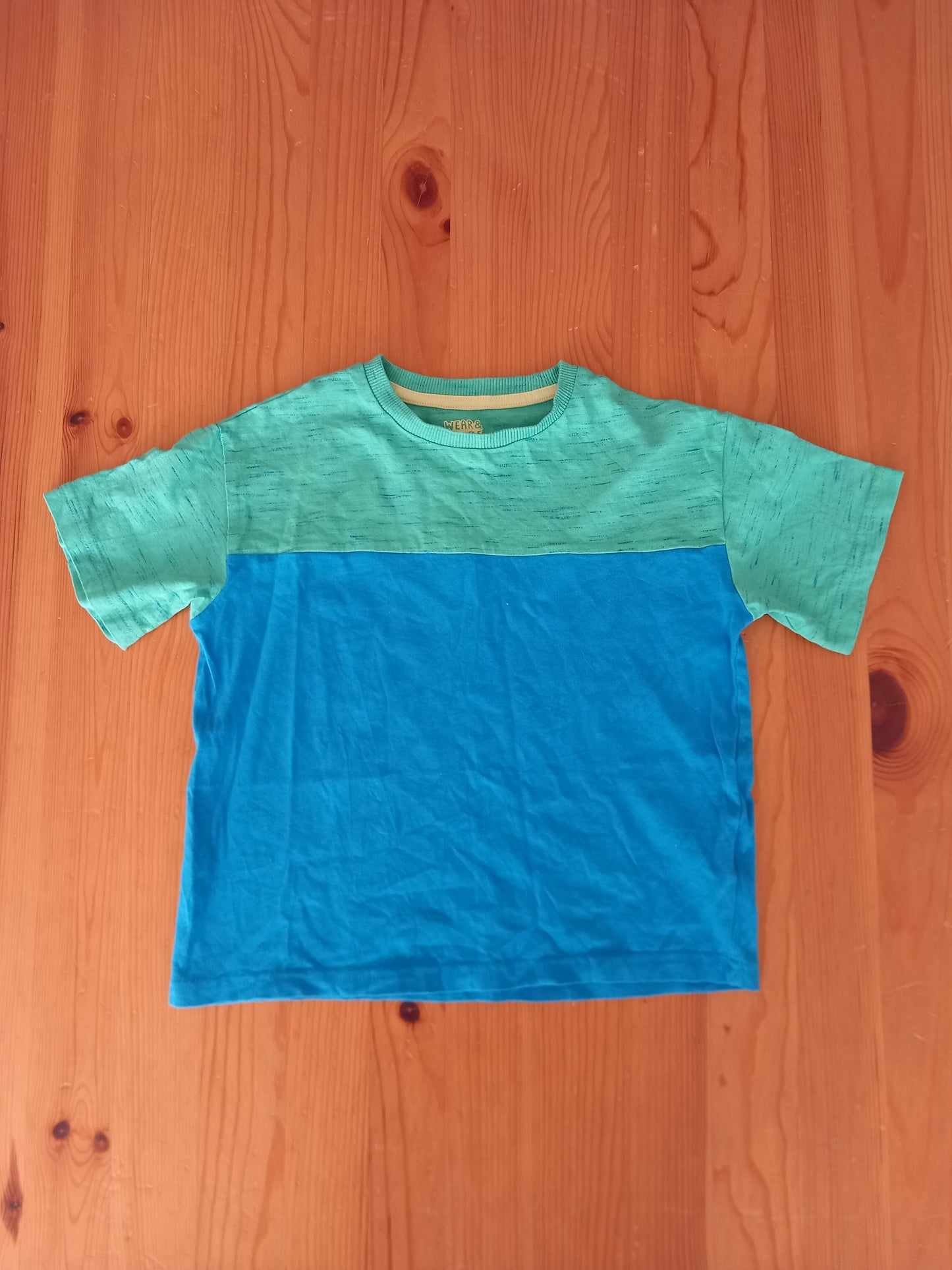 Blue & Green T-Shirt - Boys 4-5 years - F&F