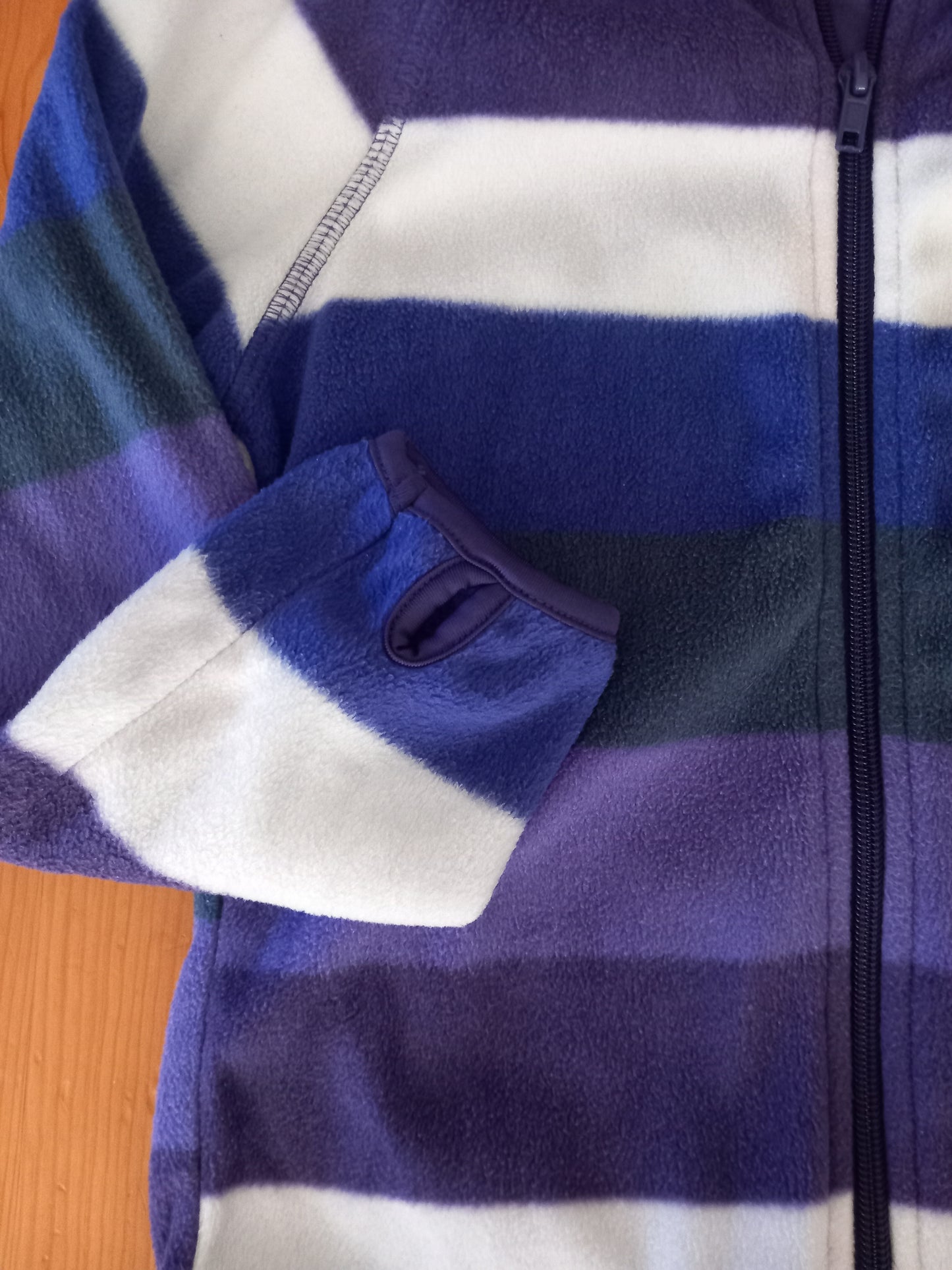 Striped Zipped Fleece Jumper With Thumb Holes - Girls 4-6 years - H&M