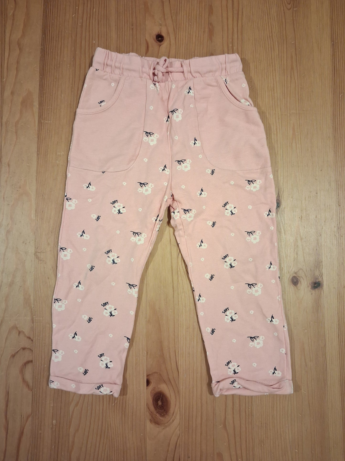 Light Pink Floral Joggers & Lightweight Sweatshirt Set - Girls 2-3 years - So Cute