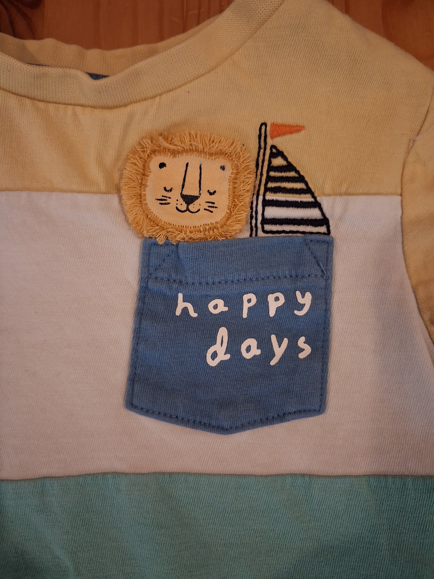 'Happy Days' T-Shirt - Boys 18-24 months - F&F