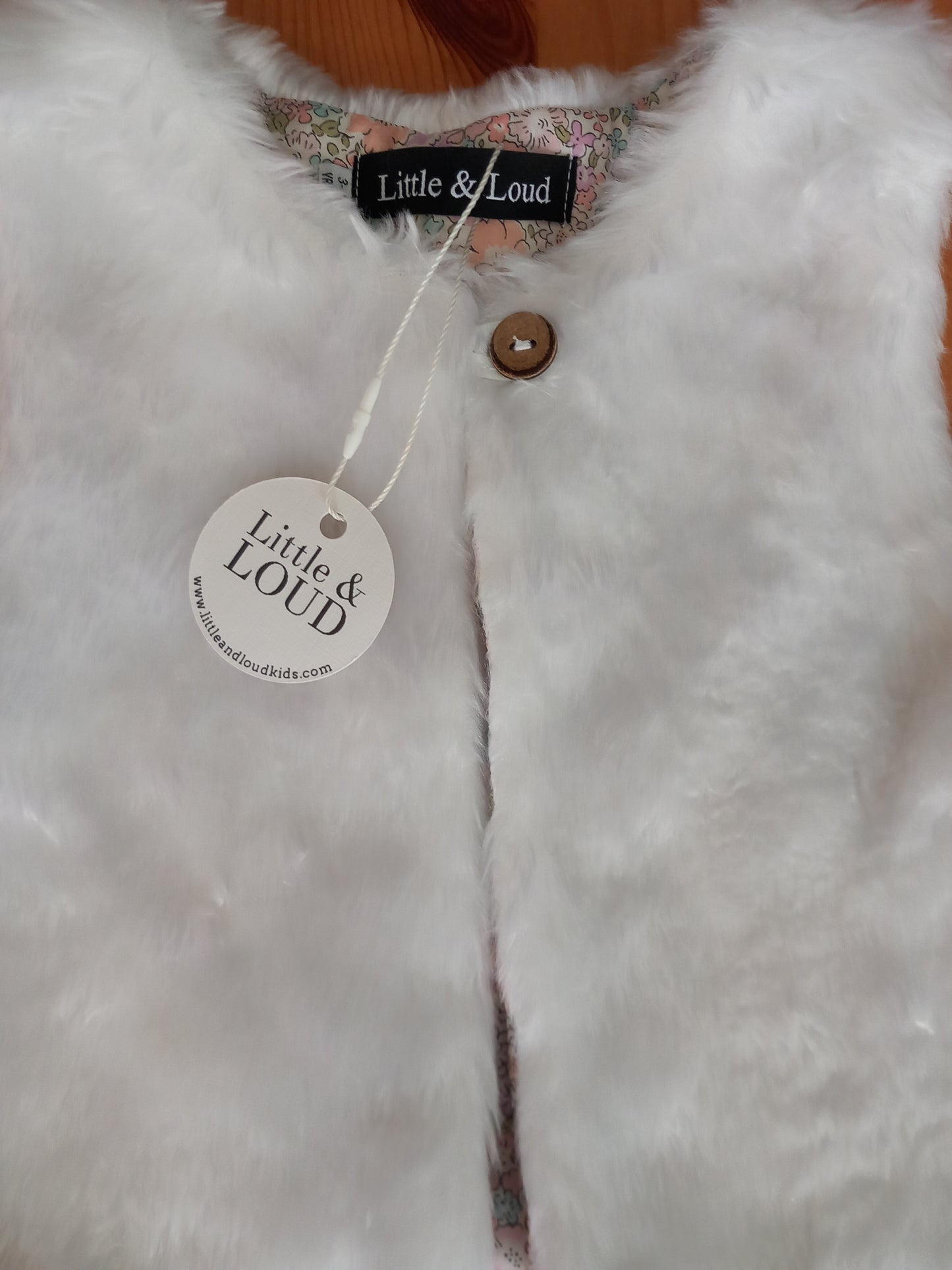 Handmade Cropped/Short Furry Gilet - Girls 3-4 years - Little & Loud