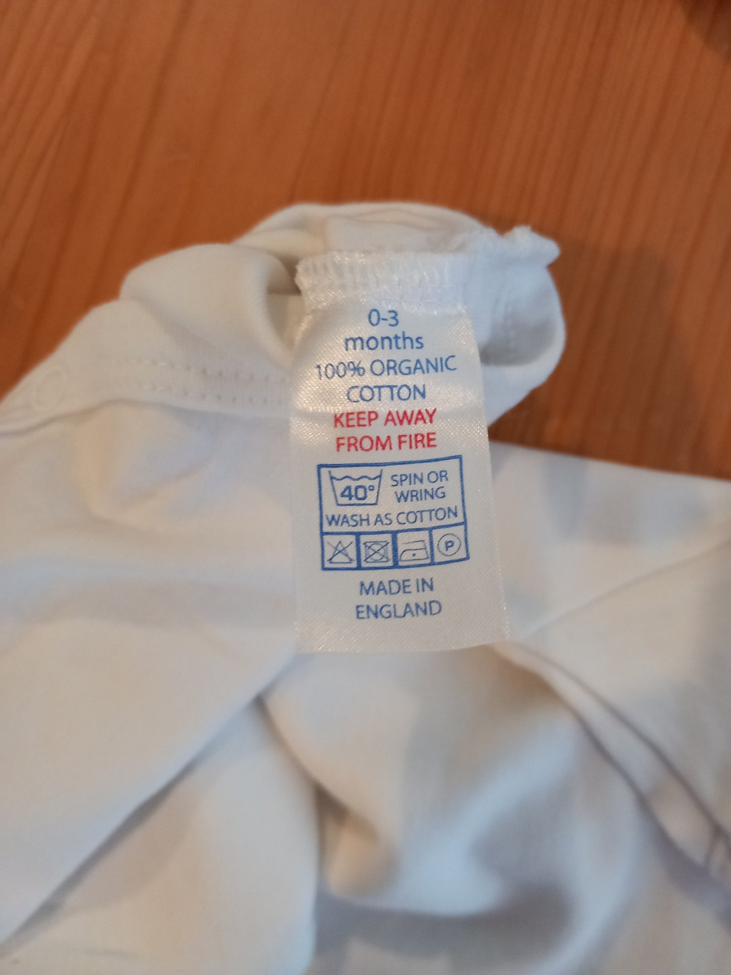 3 x Short Sleeve White Bodysuits - Unisex 0-3 months - Brand Unknown