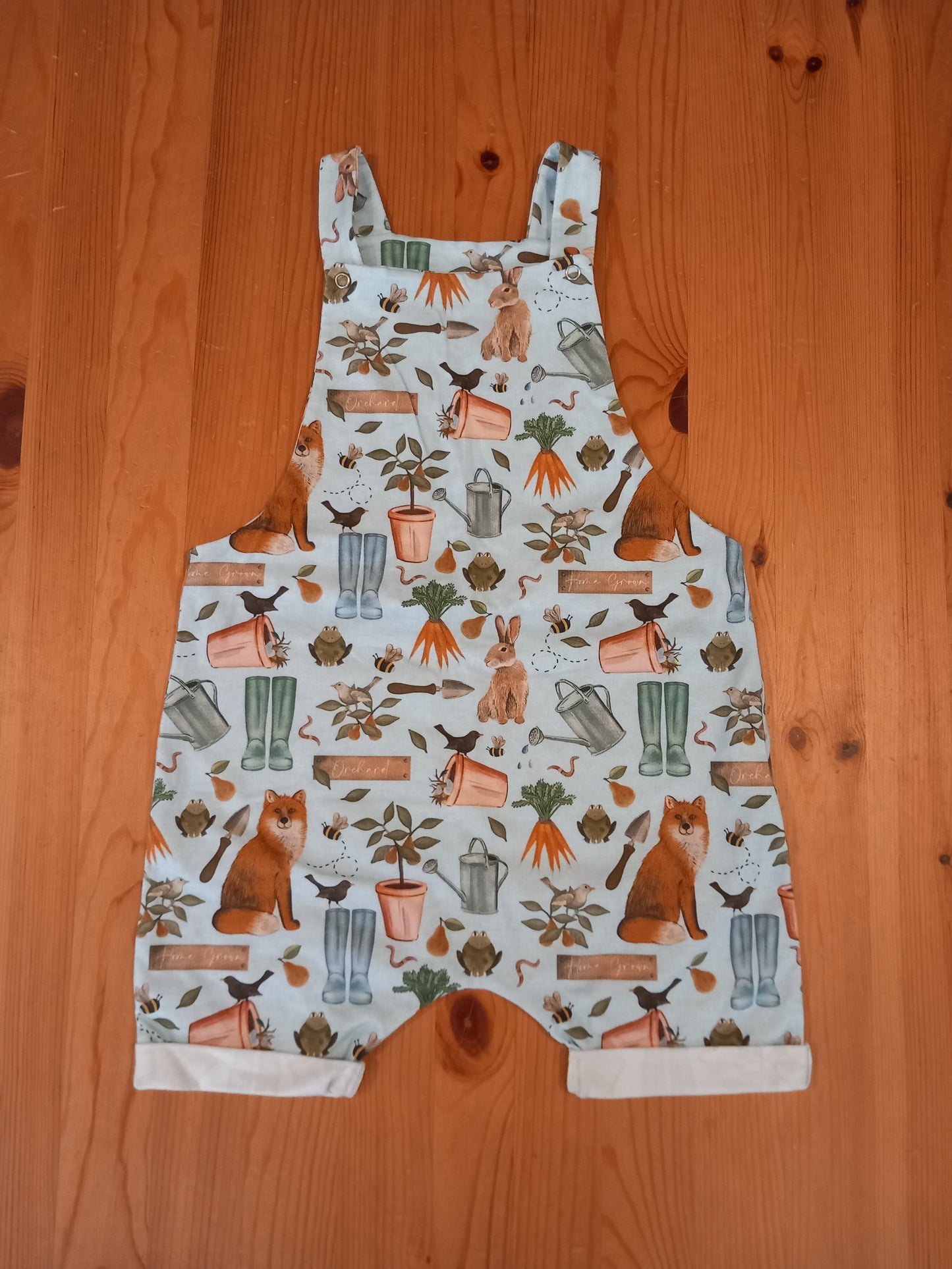 Handmade Garden Dungarees - Unisex 4-5 years - Little J Clothing