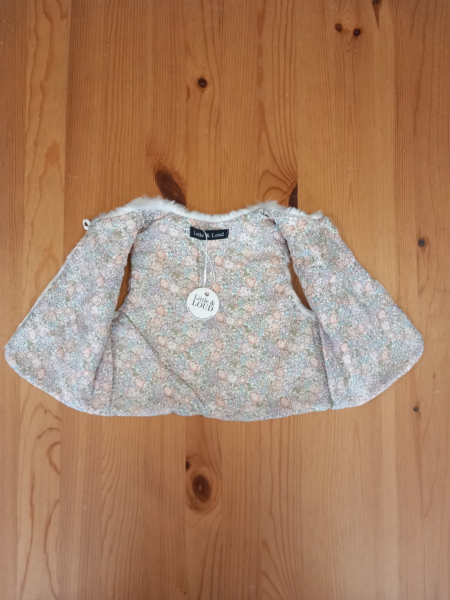 Handmade Cropped/Short Furry Gilet - Girls 3-4 years - Little & Loud