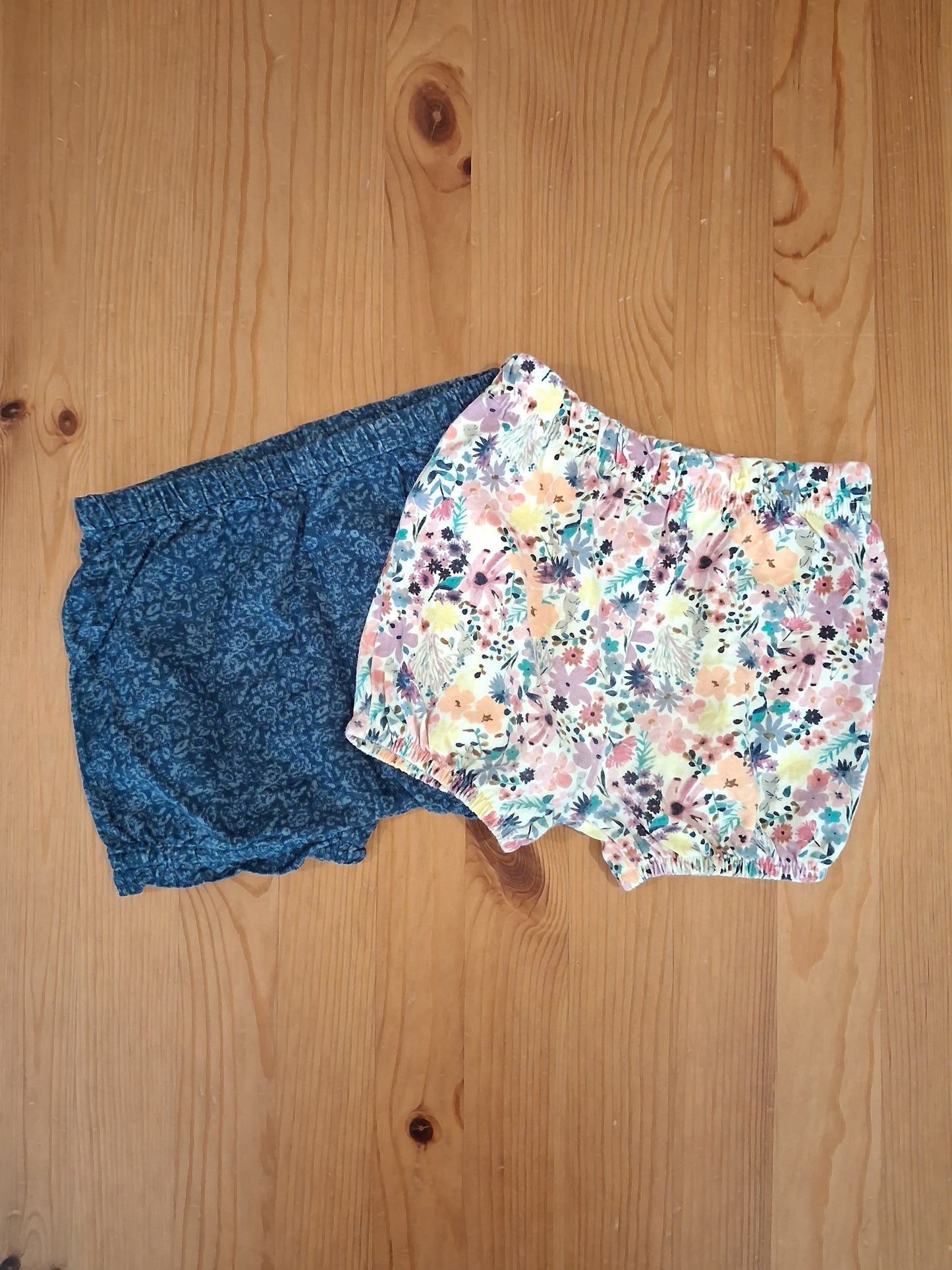 2 x Pairs Of Shorts (Navy Corduroy & Flowers) - Girls 12-18 months - TU