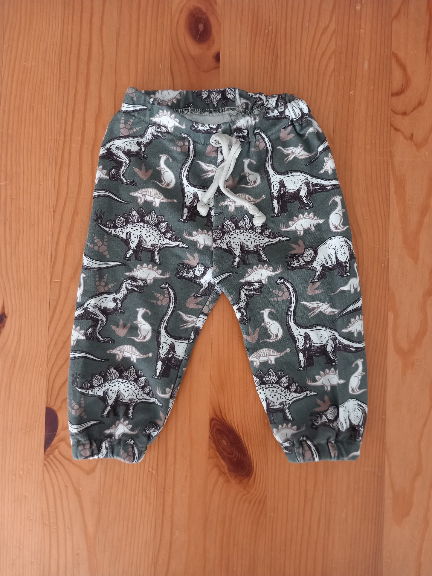 Handmade Dinosaur Sweatshirt & Joggers Set - Boys 3-6 months - Kit & Cass