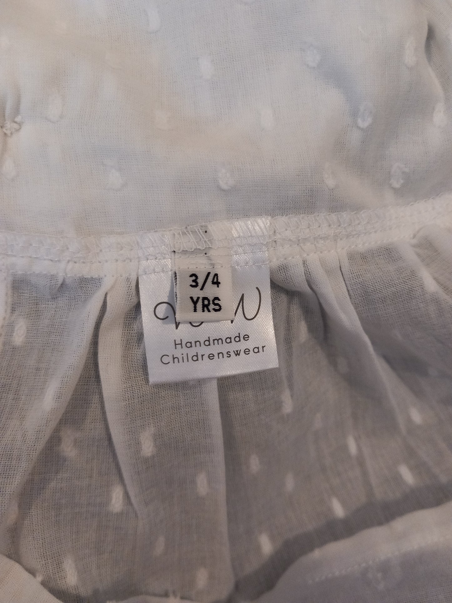 Handmade White Top - Girls 3-4 years - Winnie Woo Handmade Childrenswear