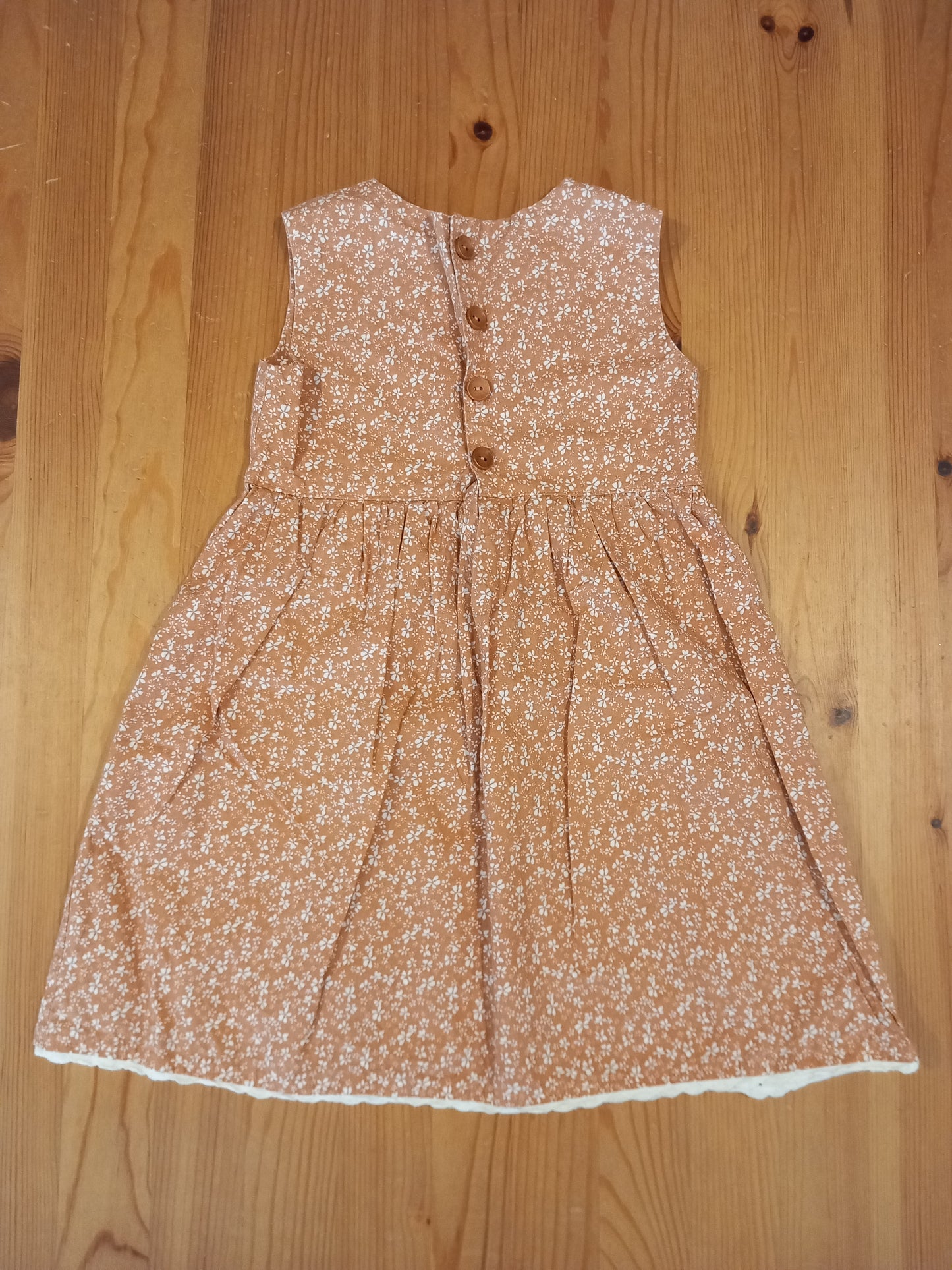 Handmade Floral Dress - Girls 4-5 years - Winnie Woo Handmade Childrenswear