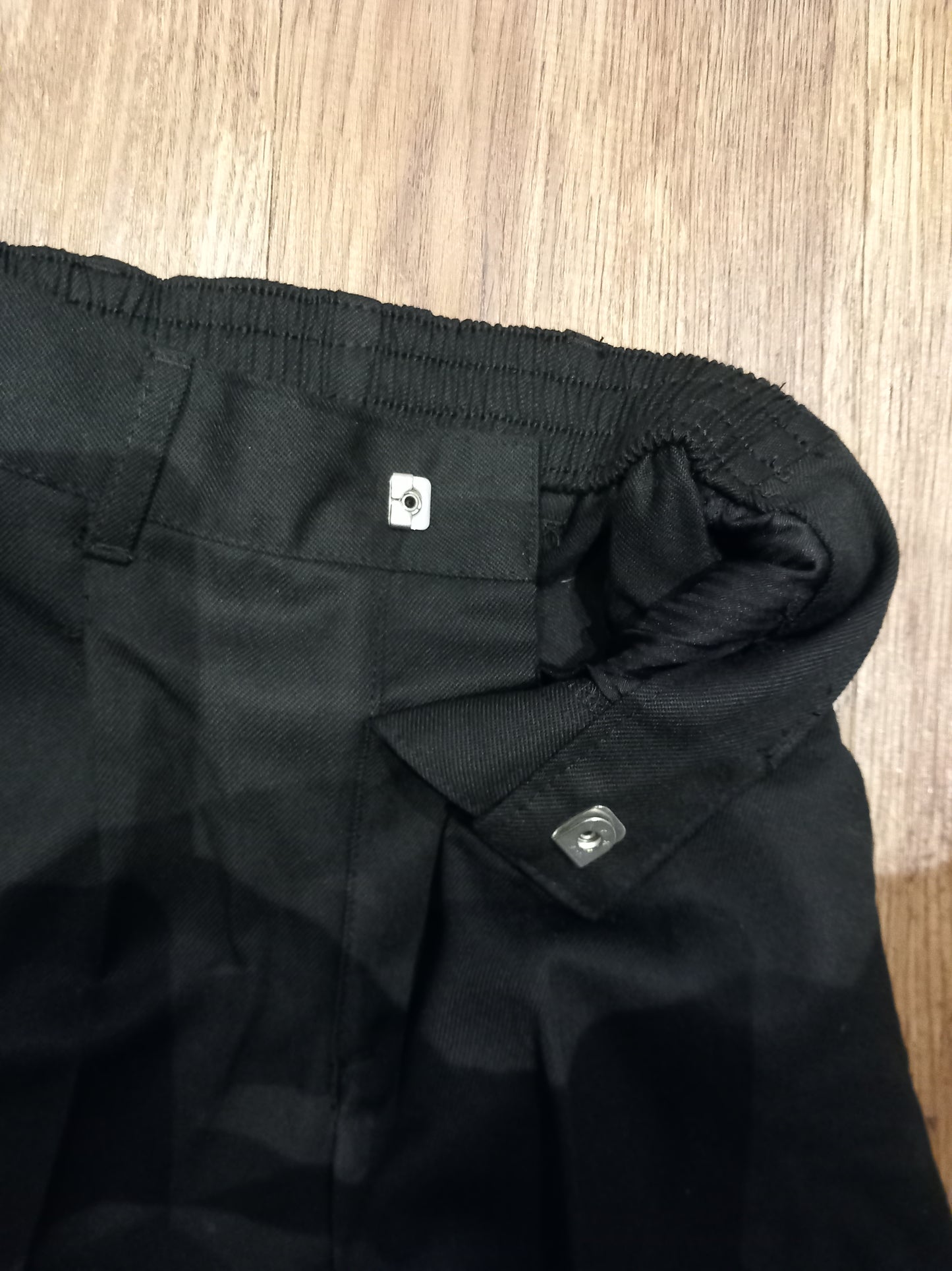 Black School Trousers With Elasticated Waistband (BNWT) - Boys 5-6 years - Lily & Dan
