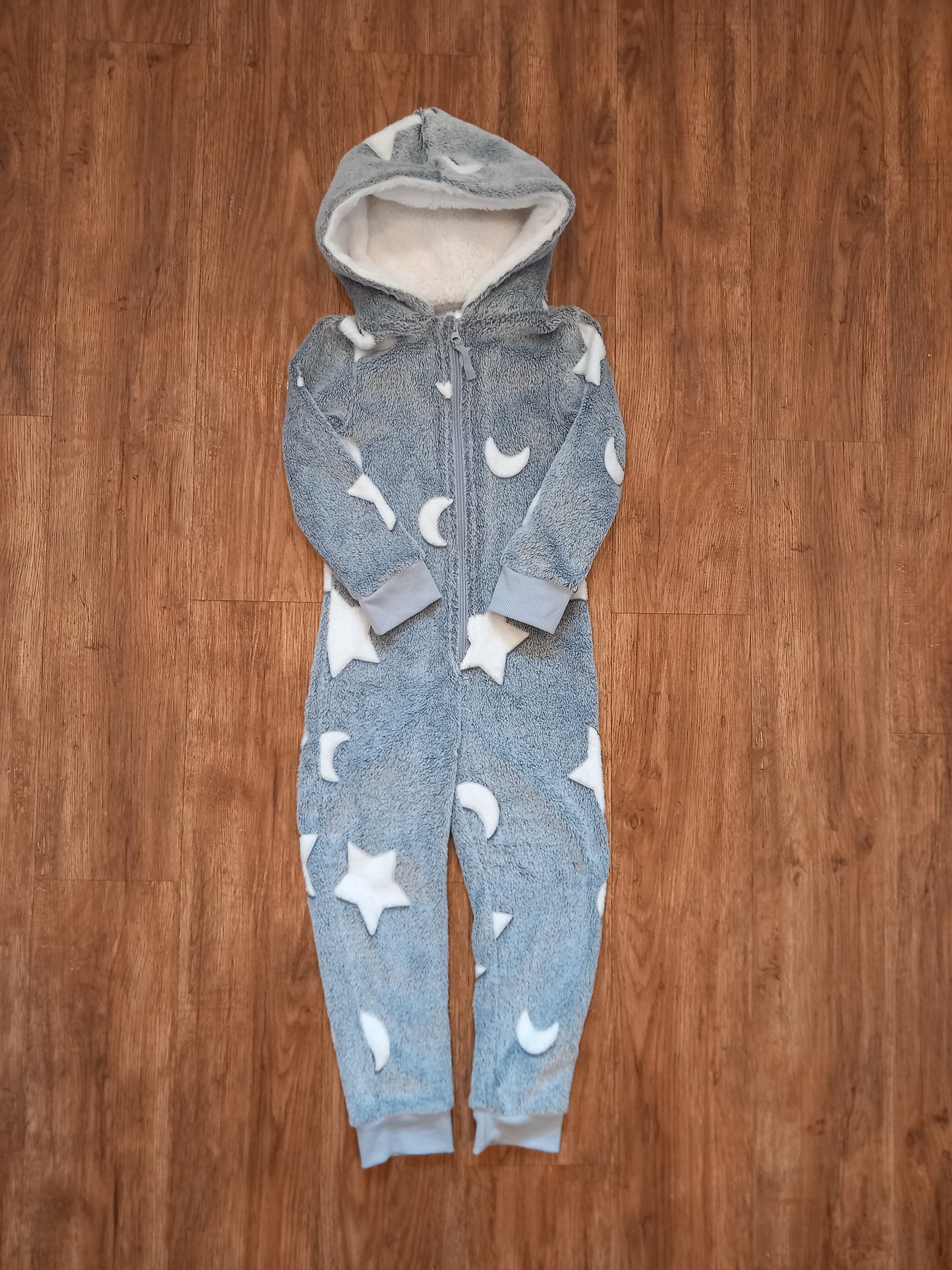 Grey Moons & Stars Furry Onesie - Girls 5-6 years - Peacocks
