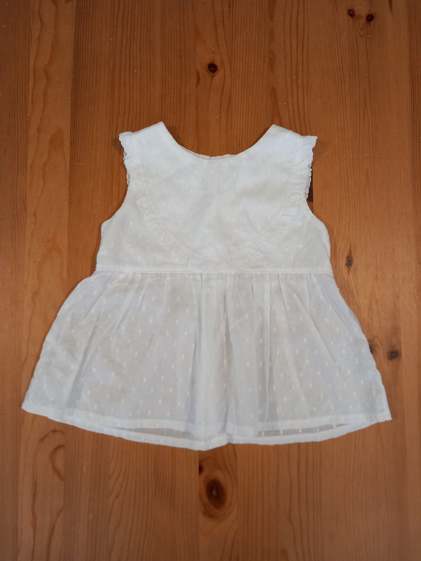 Handmade White Top - Girls 3-4 years - Winnie Woo Handmade Childrenswear