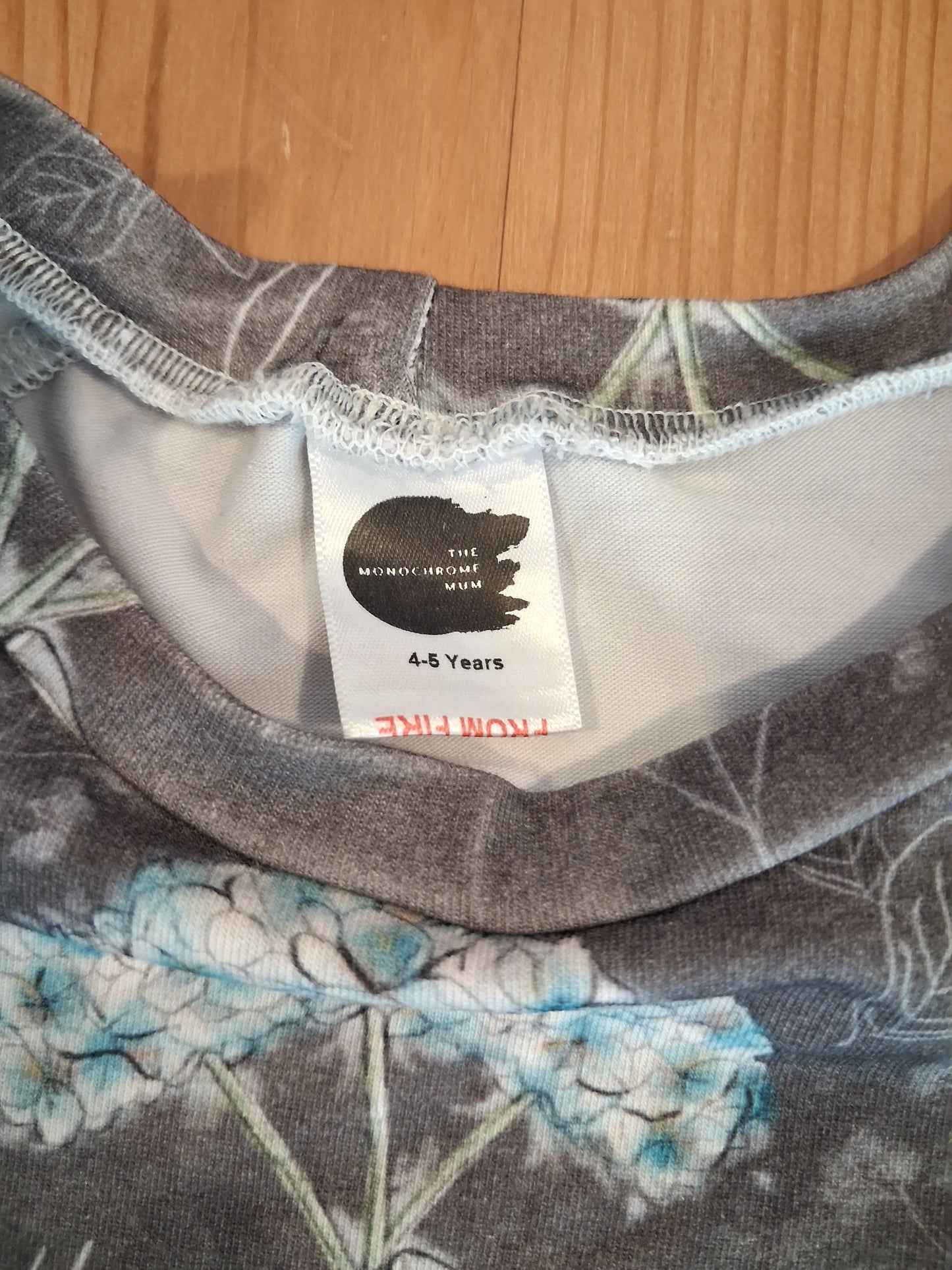 Grey 'Find Me Where The Wildflowers Grow' Long Sleeve Tunic Style Top - Girls 4-5 years - The Monochrome Mum
