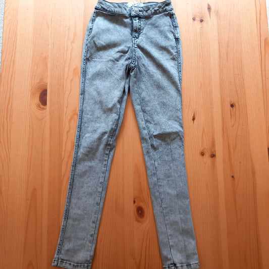 Grey High Rise Jeggings (small area of damage on back) - Girls 11 years - New Look