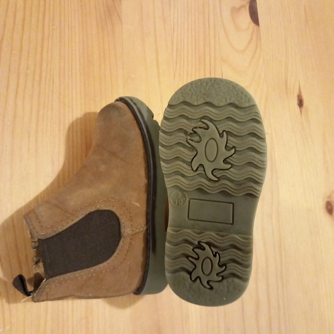 Brown Chelsea Style Boots - Unisex Infant Size 3 - Primark