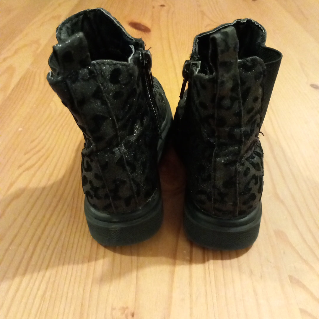 Glittery Animal Print Boots - Girls Infant Size 9 - Matalan