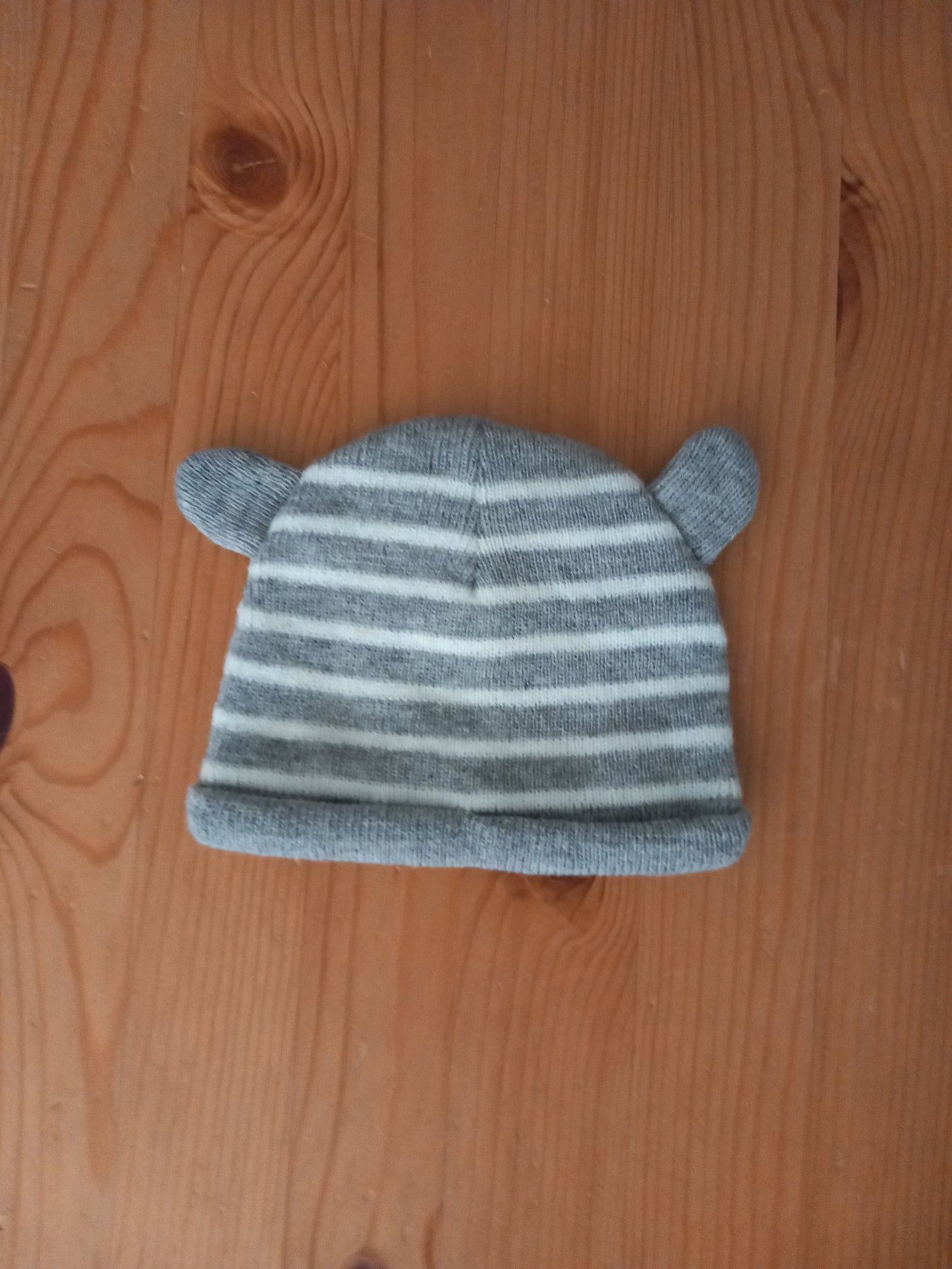 Striped Hat With Ears - Boys up to 3 months - TU