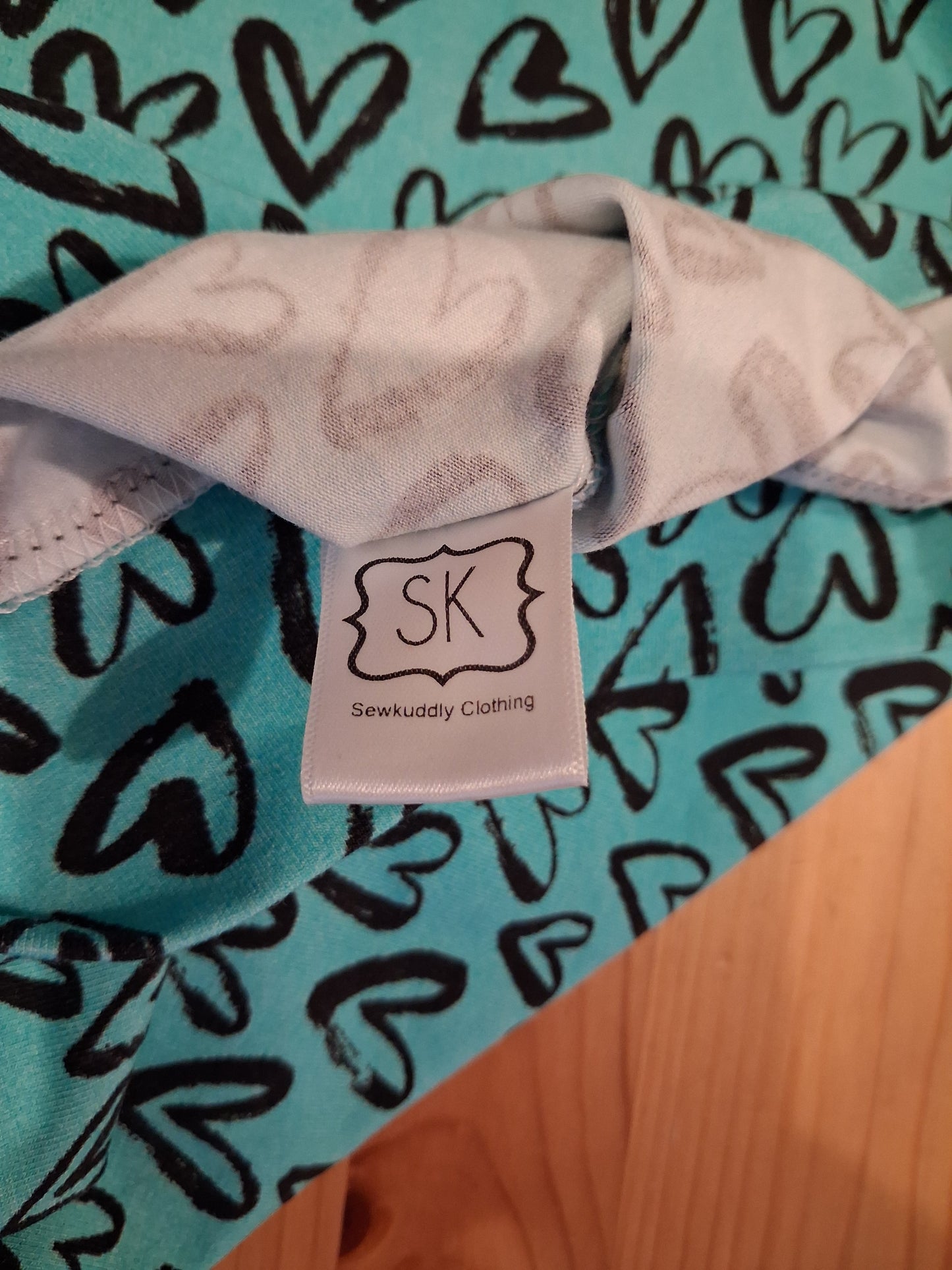 Handmade Hearts Top - Girls 3-4 years - Sewcuddly Clothing