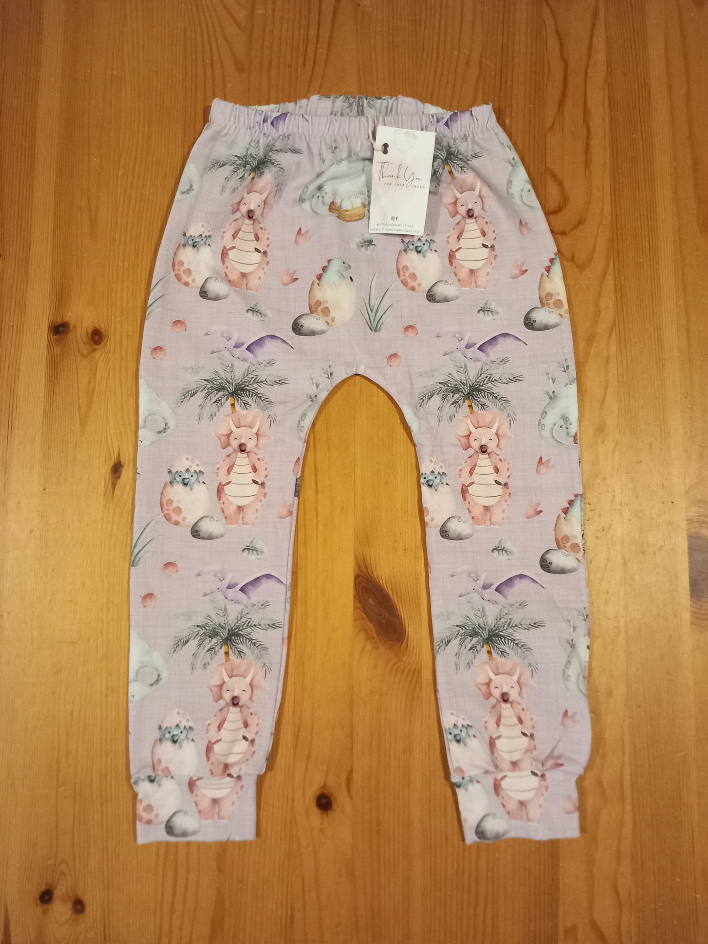 Handmade Dinosaurs Leggings (BNWT) - Girls 5-6 years - Little Dalex Boutique