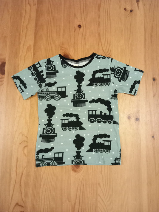 Handmade Steam Trains T-Shirt - Boys 5-6 years - Me & Max