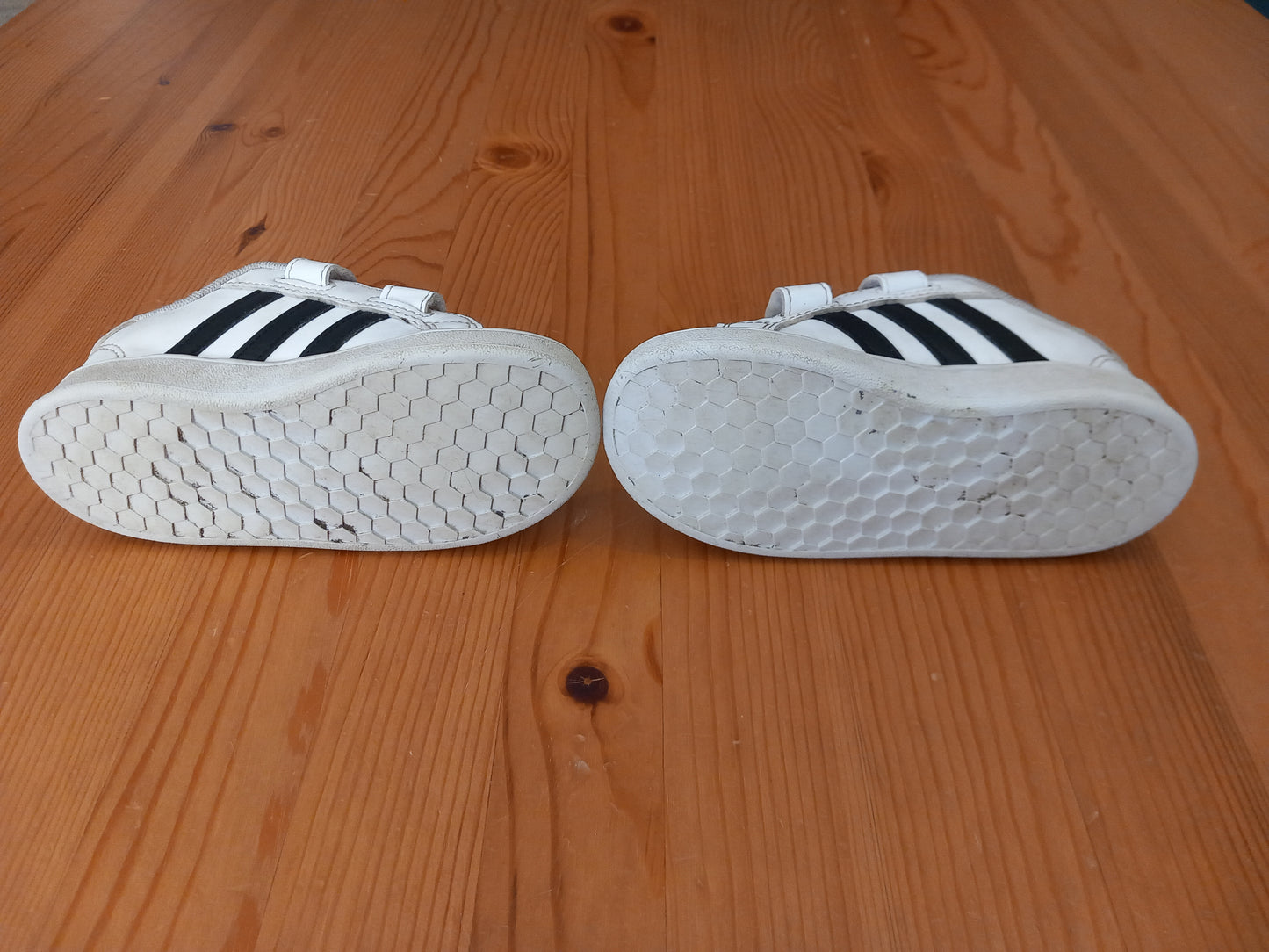 White Adidas Velcro Trainers - Boys Infant Size 9 - Adidas