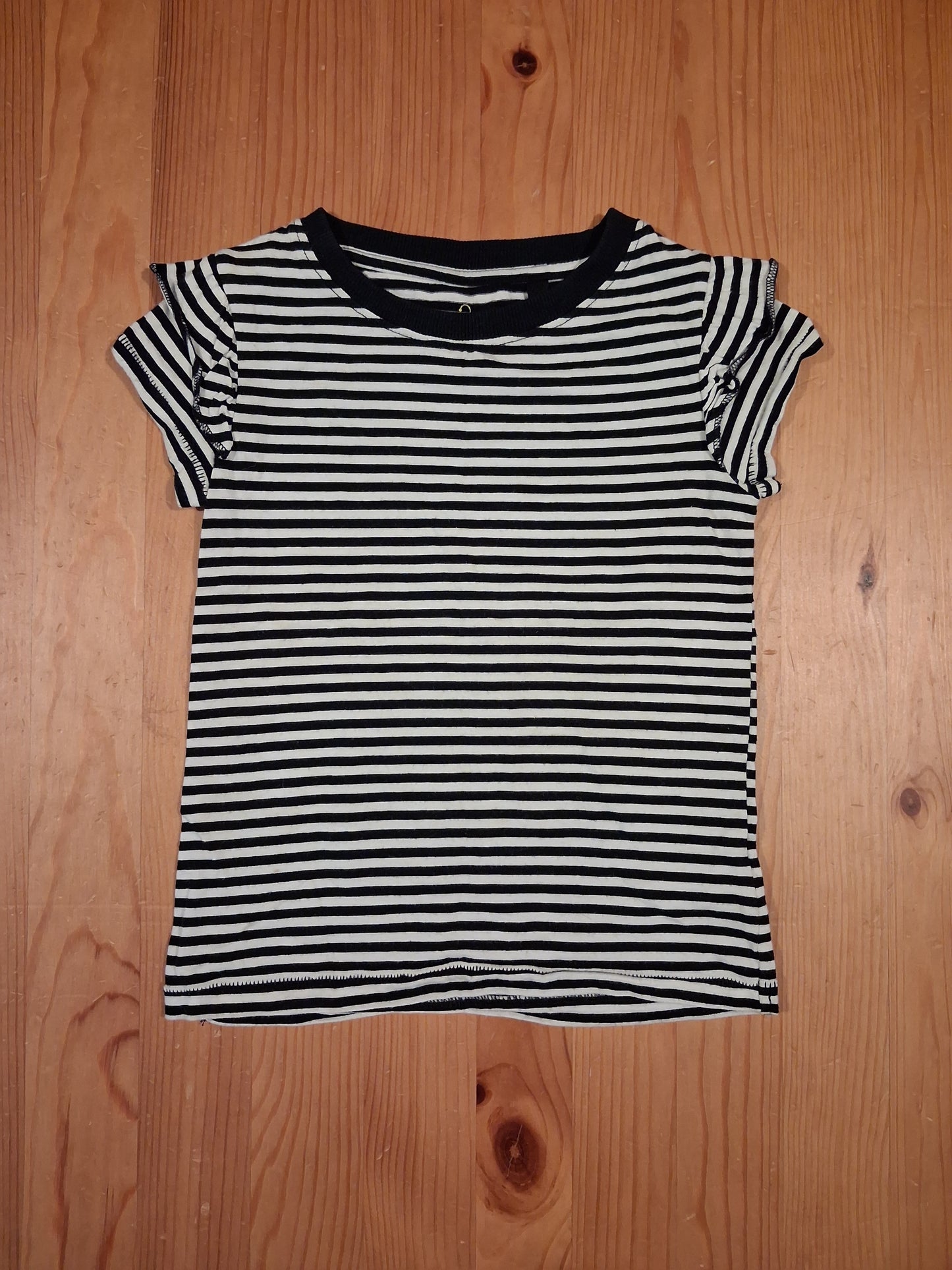2 x T-Shirts (Striped & Yay) - Girls 4 years - Next