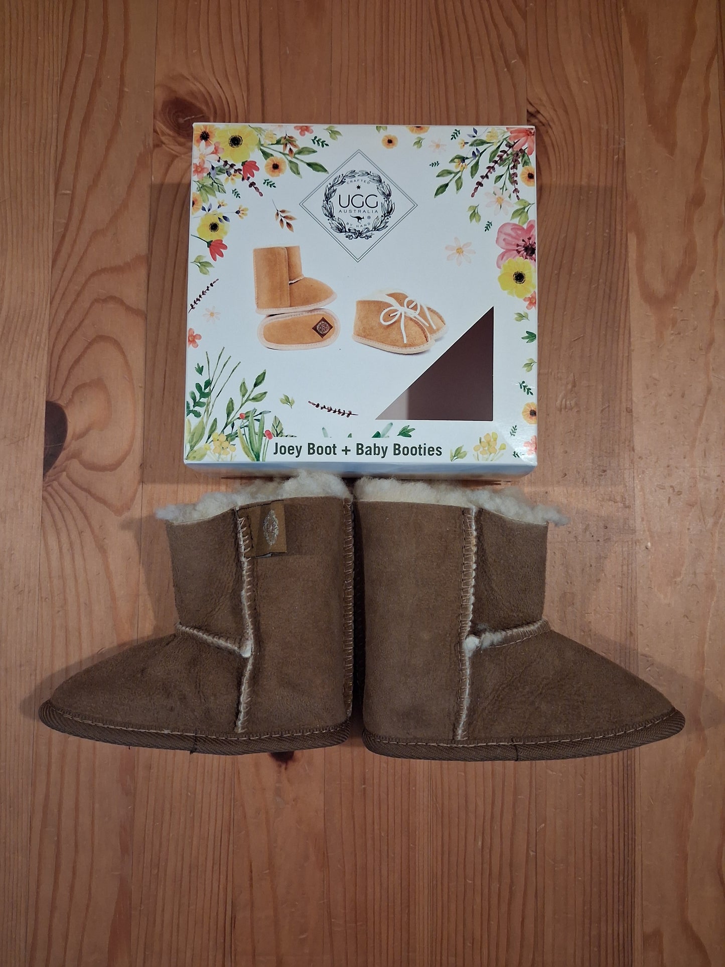 Baby Ugg Boots - Unisex Baby Size 2  - Ugg Australia