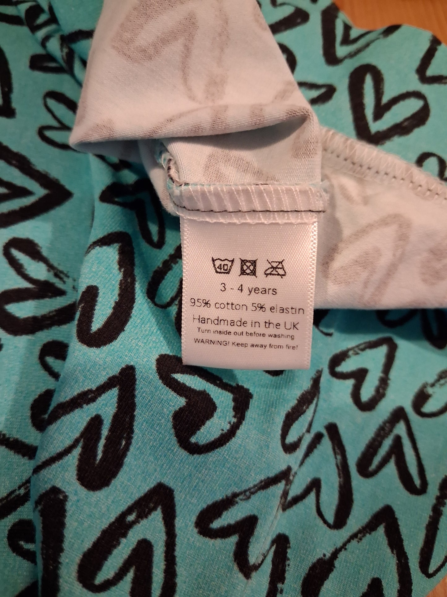 Handmade Hearts Top - Girls 3-4 years - Sewcuddly Clothing