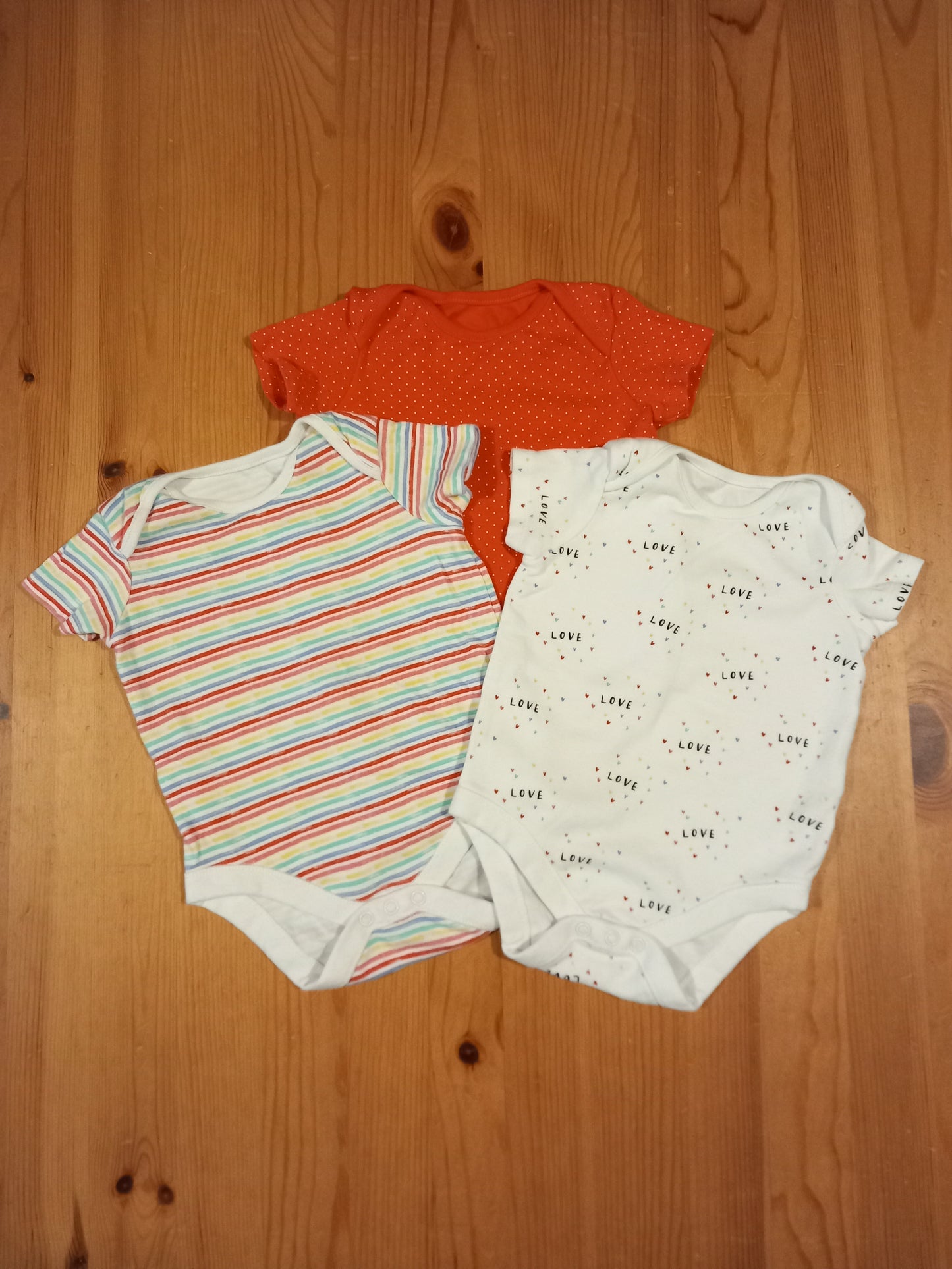 3 x Bright Short Sleeve Bodysuits - Girls 9-12 months - F&F