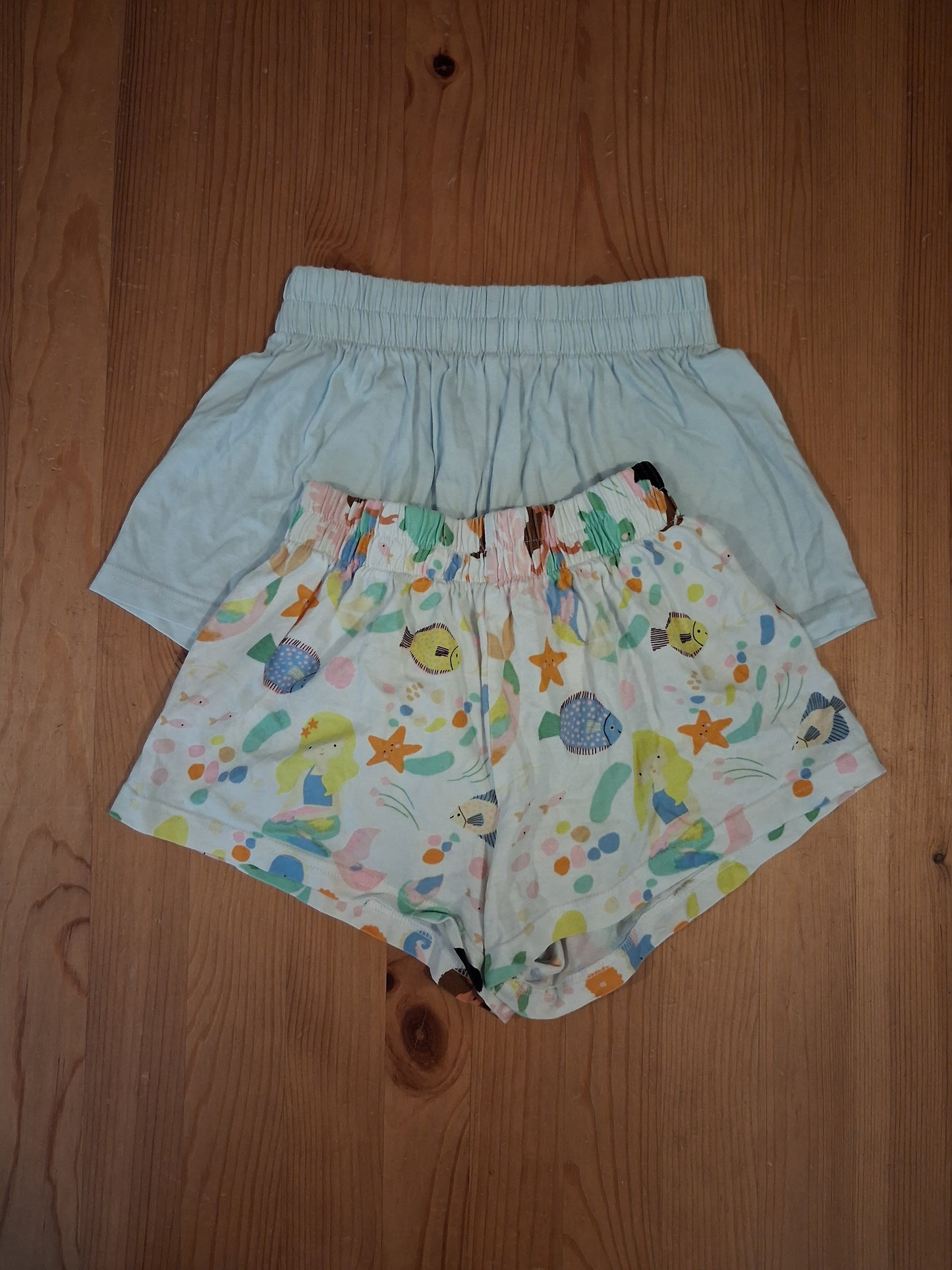 2 x Shorts With Elasticated Waistband - Girls 4-5 years - TU