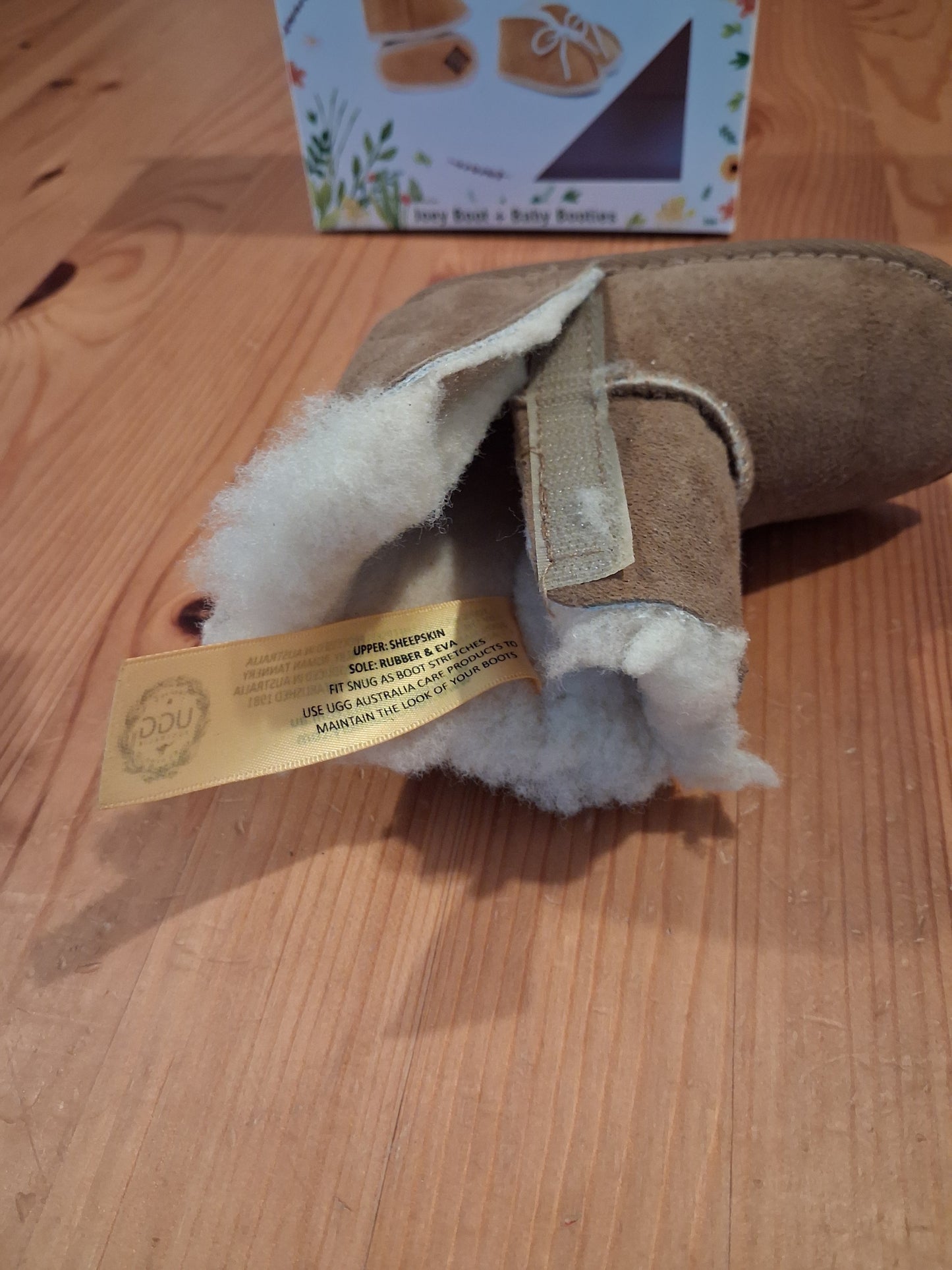 Baby Ugg Boots - Unisex Baby Size 2  - Ugg Australia