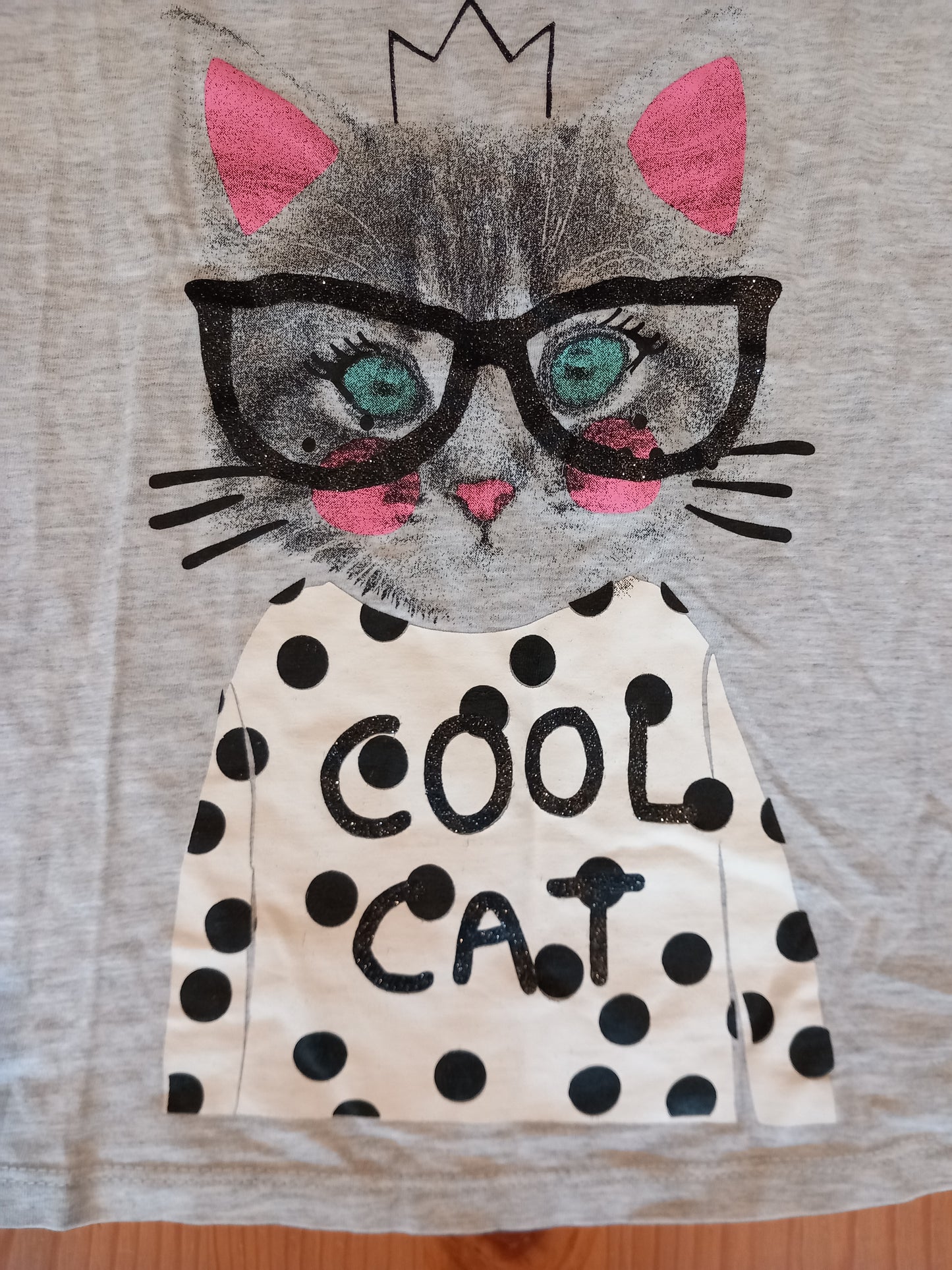 Grey 'Cool Cat' T-Shirt - Girls 10-11 years - George