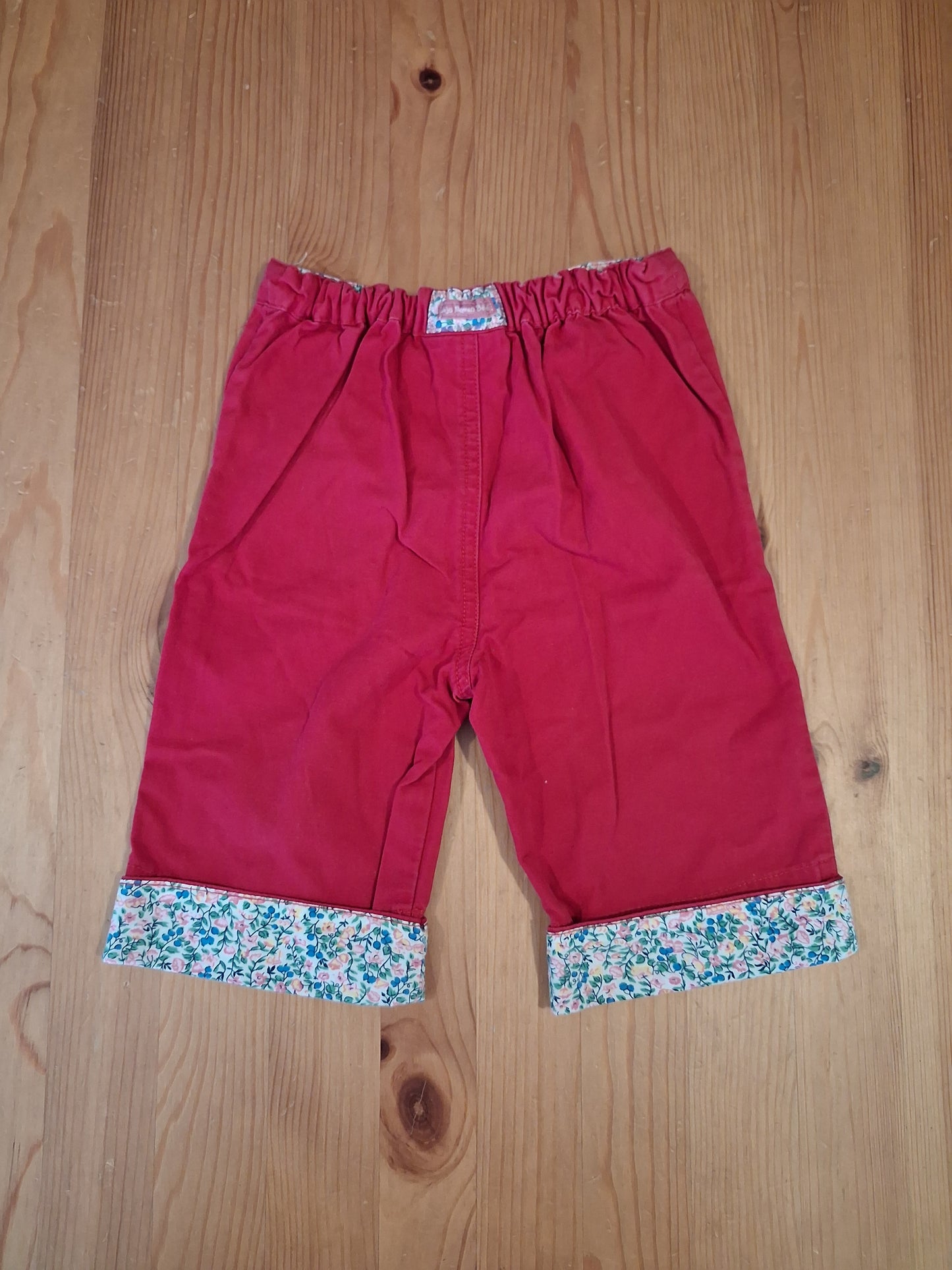Dark Pink Floral Cropped Trousers With Adjustable Elasticated Waistband- Girls 3-4 years - JoJo Maman Bébé