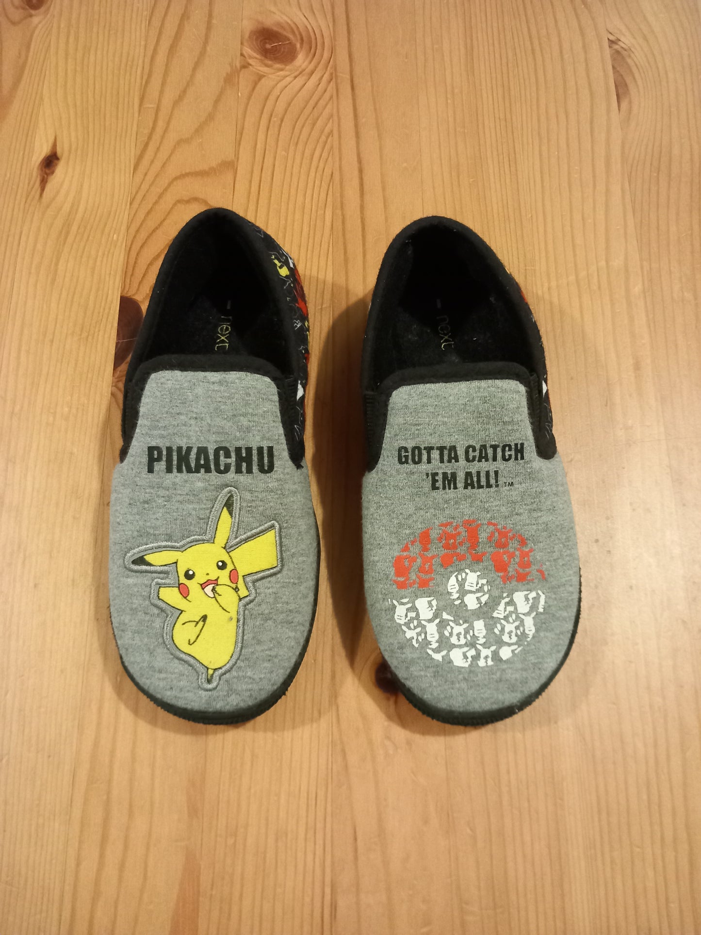 Pokemon Slippers - Boys Junior Size 1 - Next