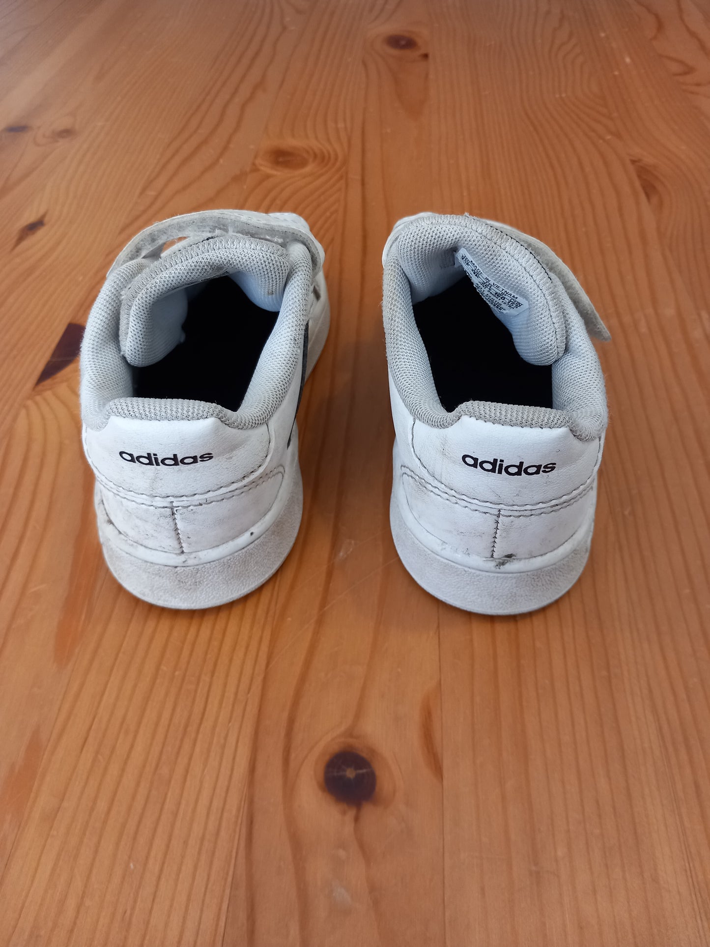 White Adidas Velcro Trainers - Boys Infant Size 9 - Adidas